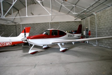 N 194CP in hangar 4